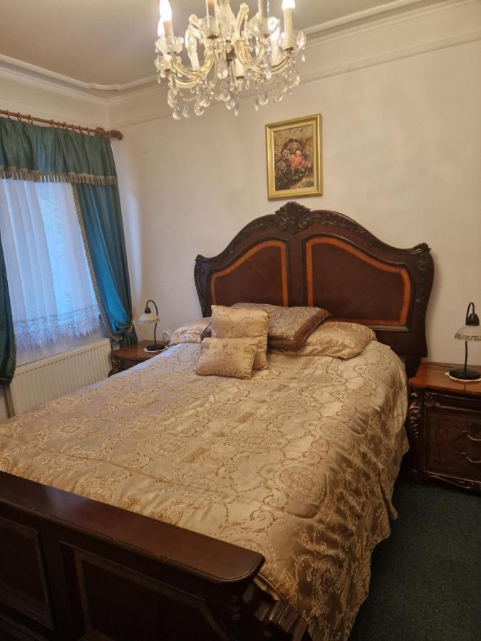 Hotel Razgorsek ヴェレニエ エクステリア 写真